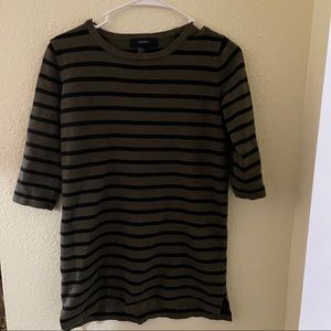 Forever 21 Green and black stripped sweater tee